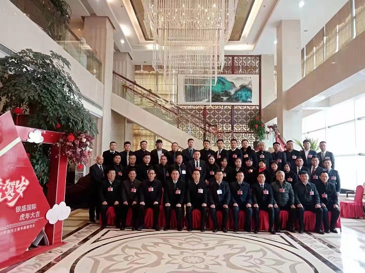 我公司董事長王曉文，通過民主選舉成為菏澤市高新區(qū)人大代表